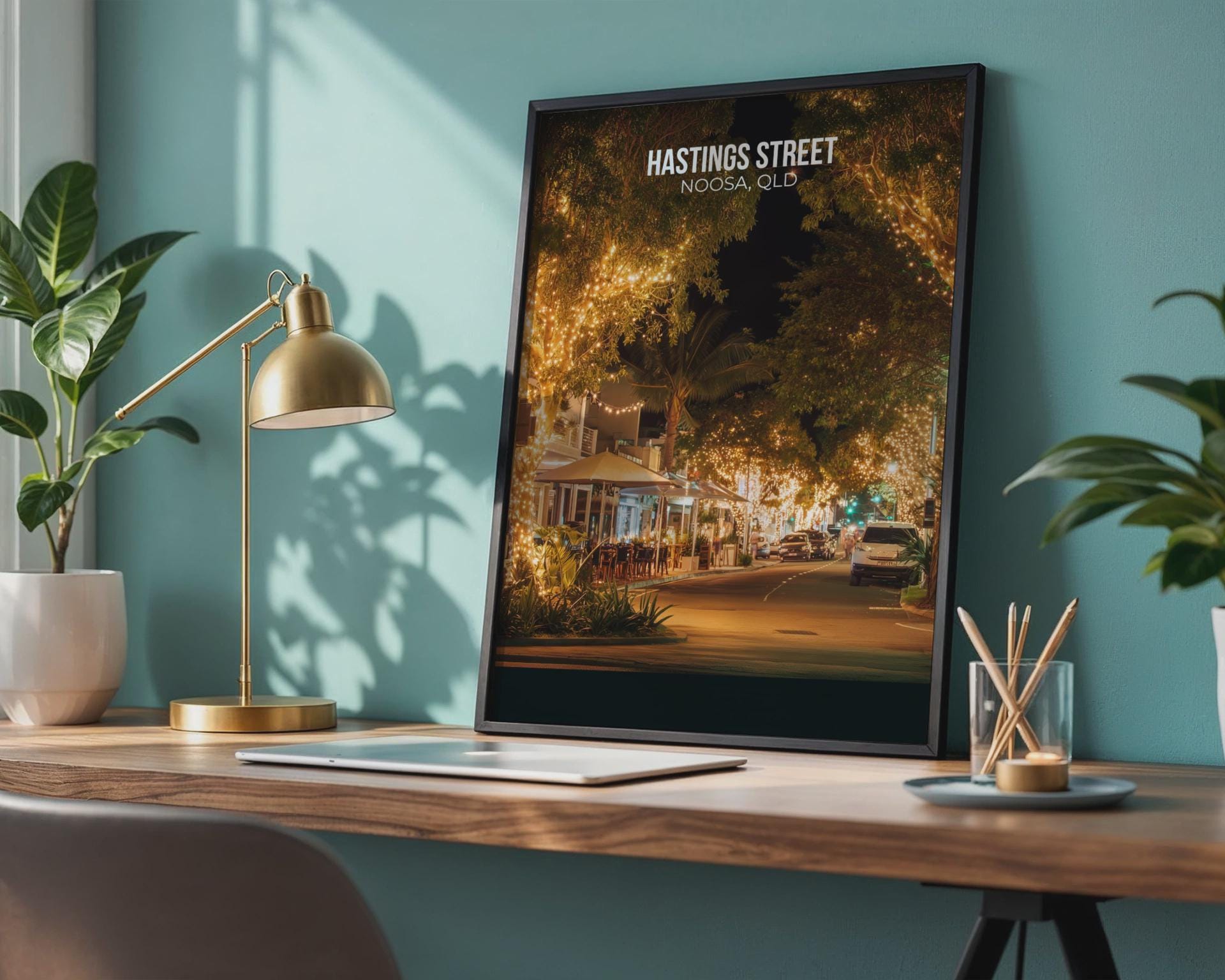 Hastings Street Noosa QLD Wall Art Print - Travel Wall Art